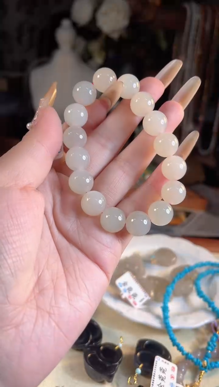 【闪购商品】和田玉手链未镶嵌多样性发货其一