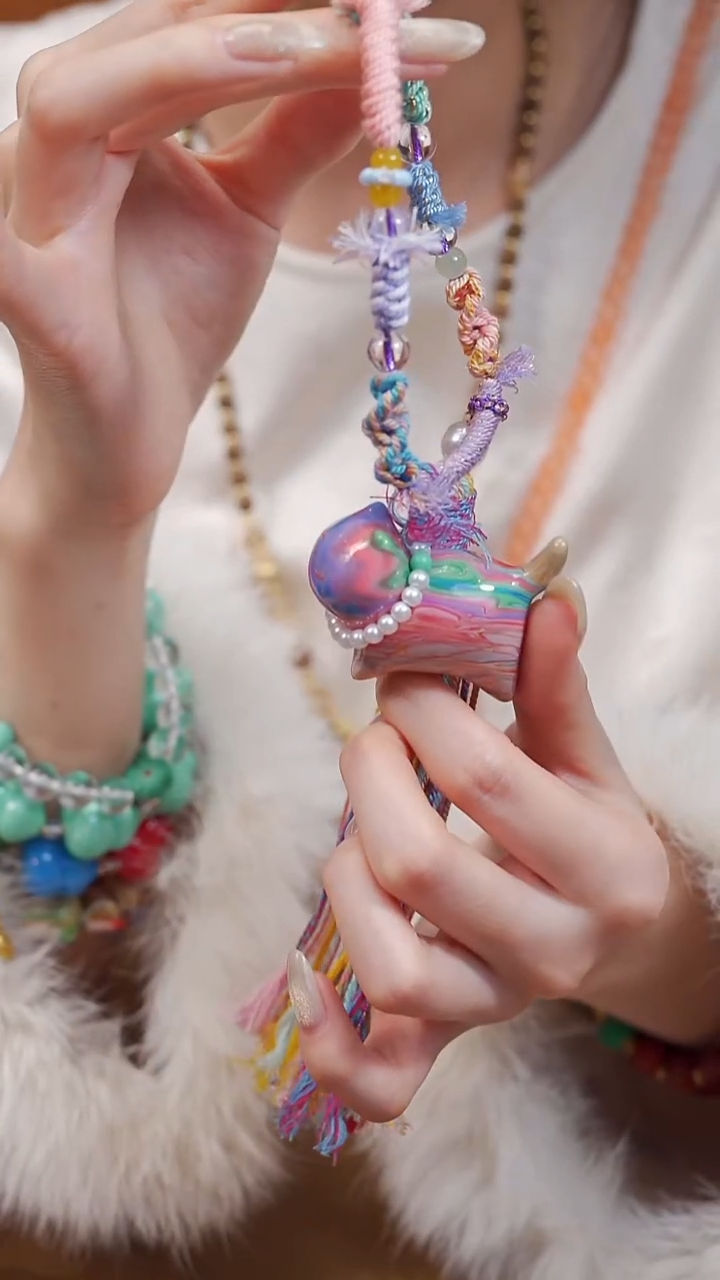 479漆猫挂件------58