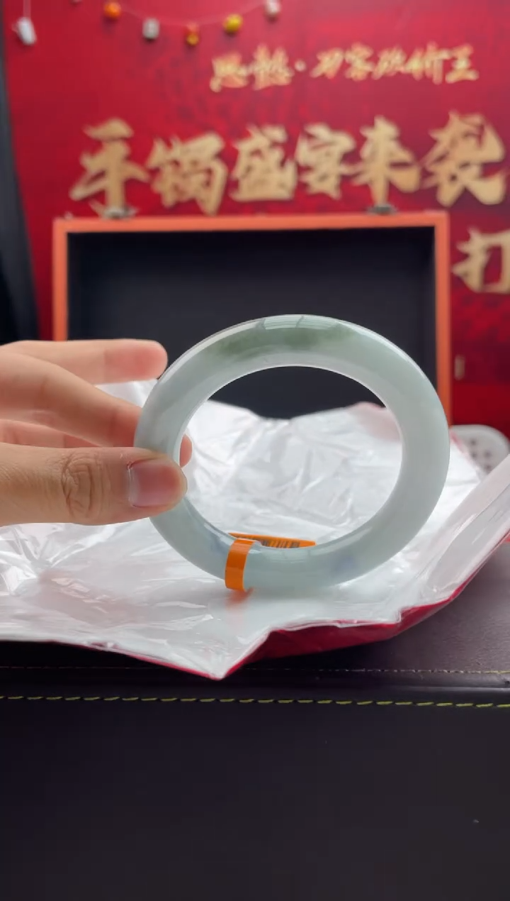 【闪购商品】翡翠手镯未镶嵌6翡翠手镯