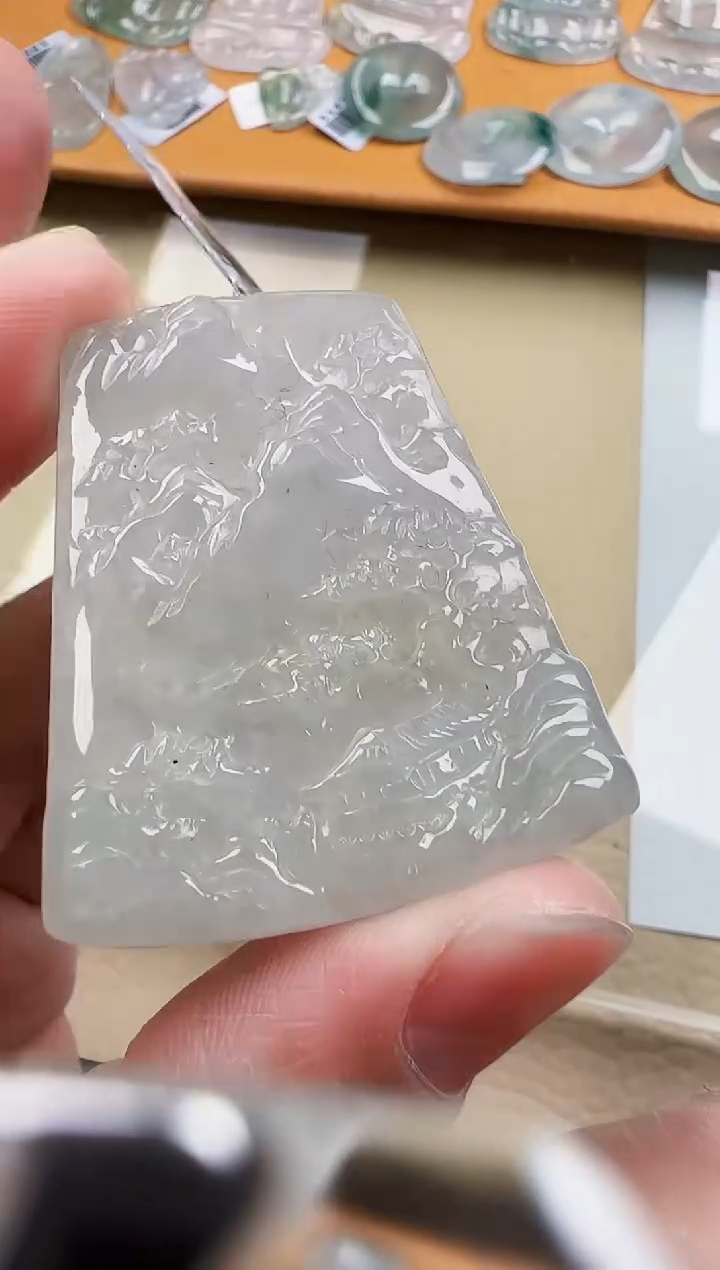 【闪购商品】翡翠颈饰未镶嵌翡翠