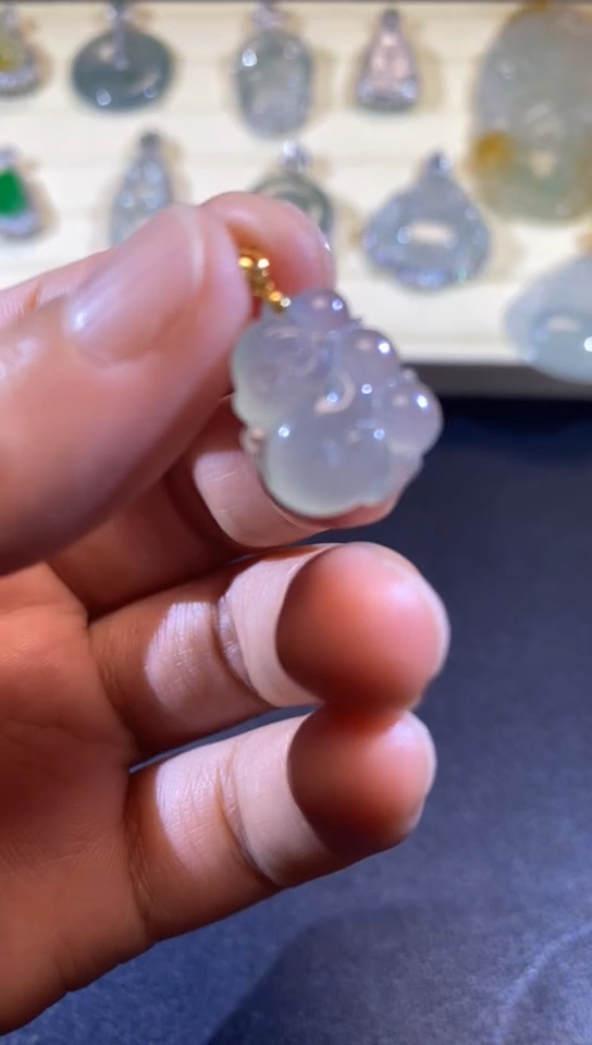 【闪购商品】翡翠吊坠(不含链)18K金镶嵌缅甸天然A货翡翠