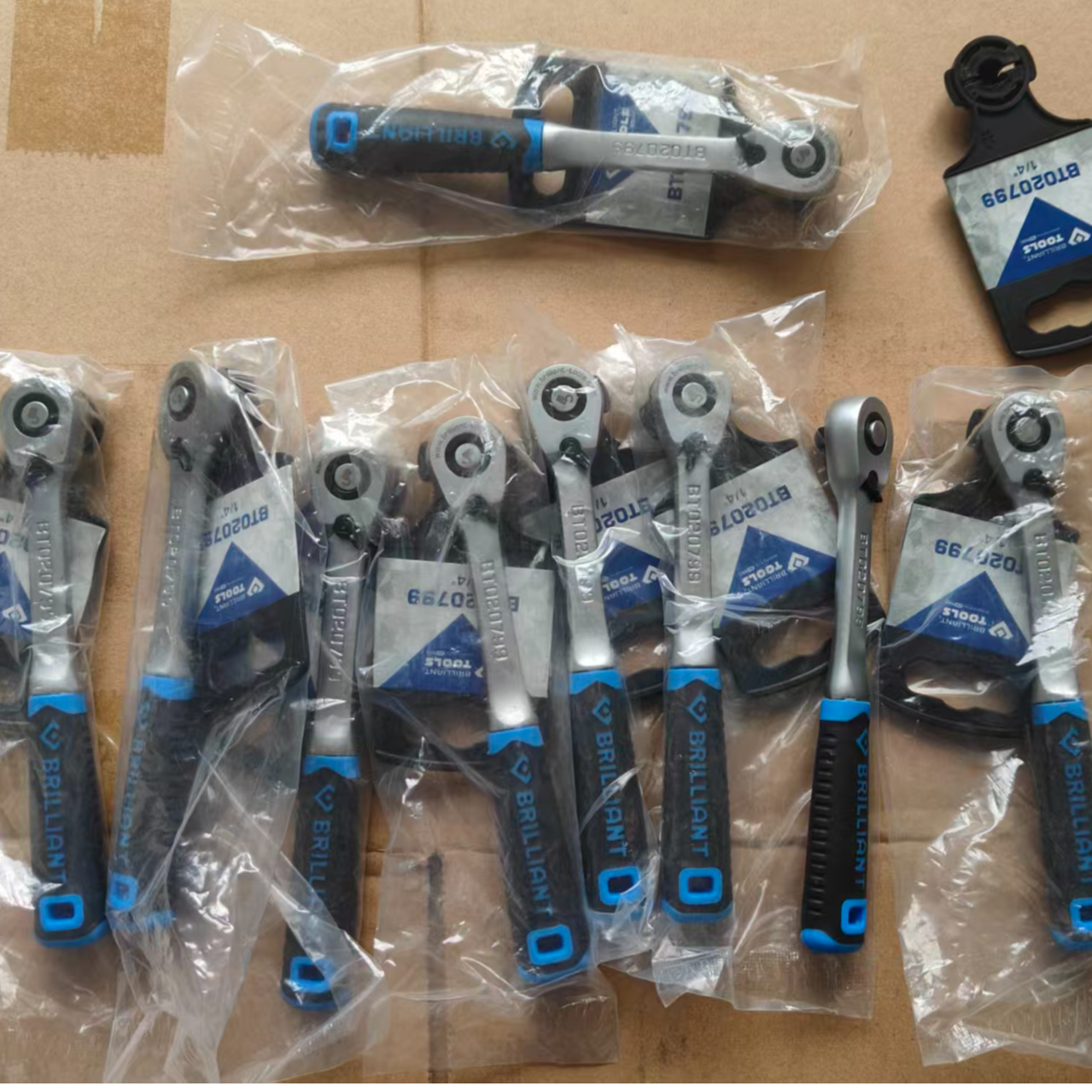 外观瑕疵小飞扳手90齿棘轮扳手快速脱落功能正常汽修家用手动工具