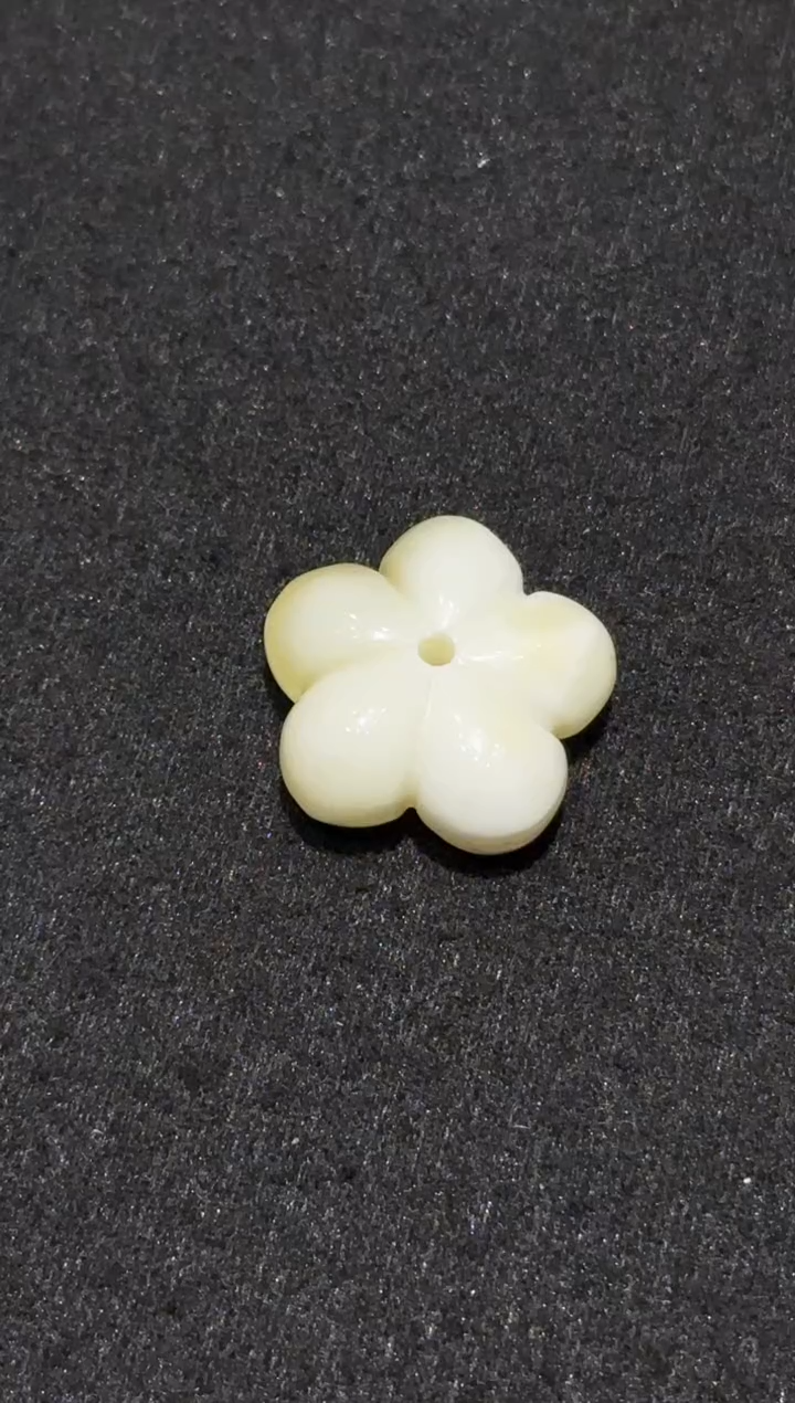 琥珀未镶嵌珠宝奇石小*儿花花