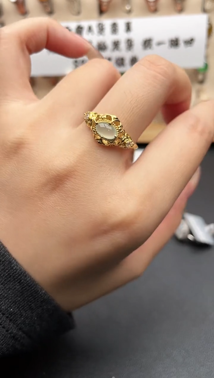 银S925镶嵌戒指翡翠一物一证一礼盒