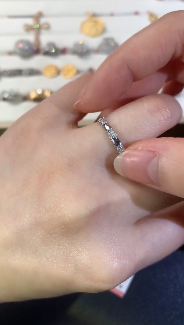 【闪购商品】钻石戒指18K金镶嵌R132|1580