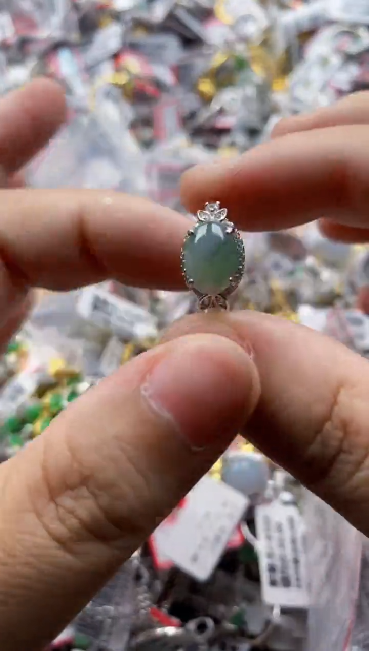 翡翠戒指银S925镶嵌3333---8