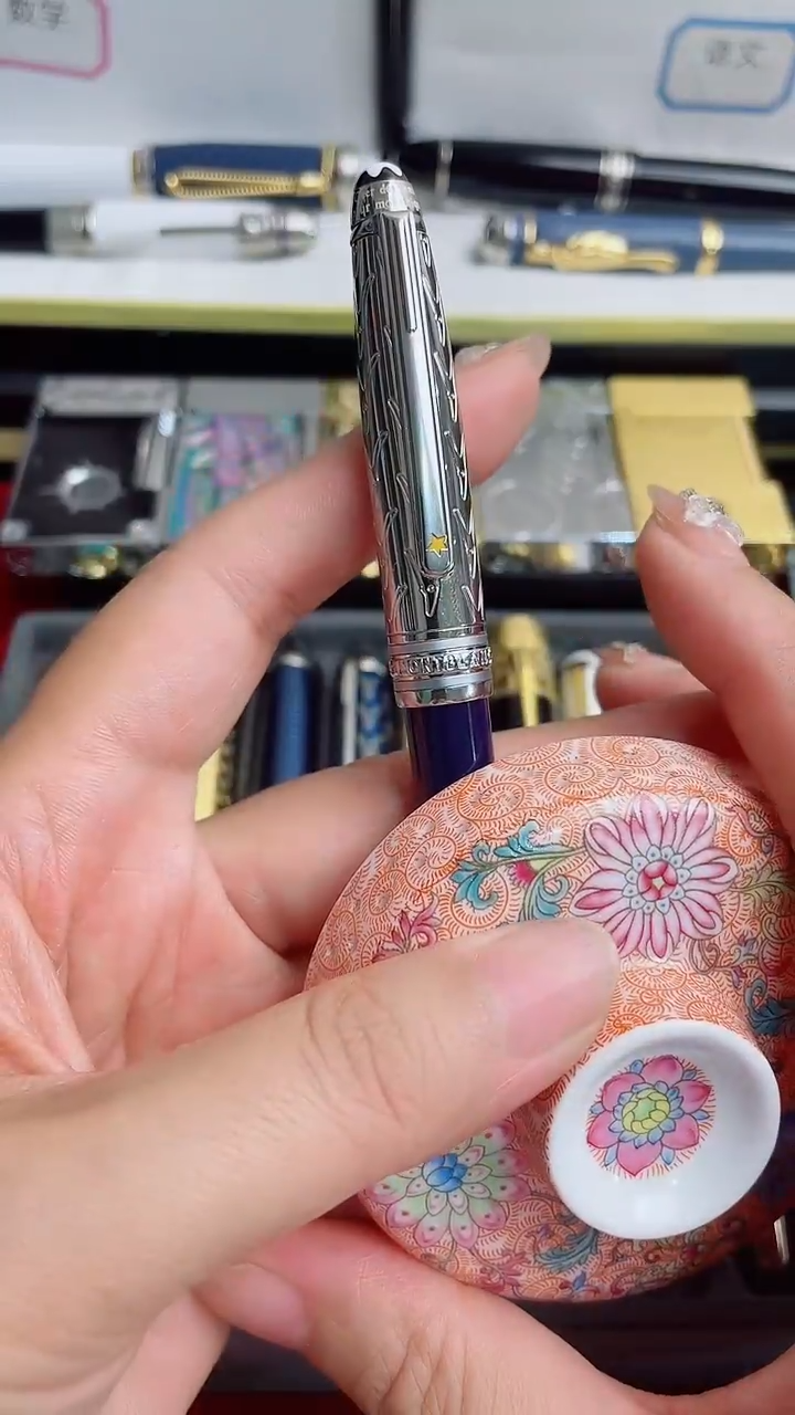 瓷片FSDGDGVS77778888