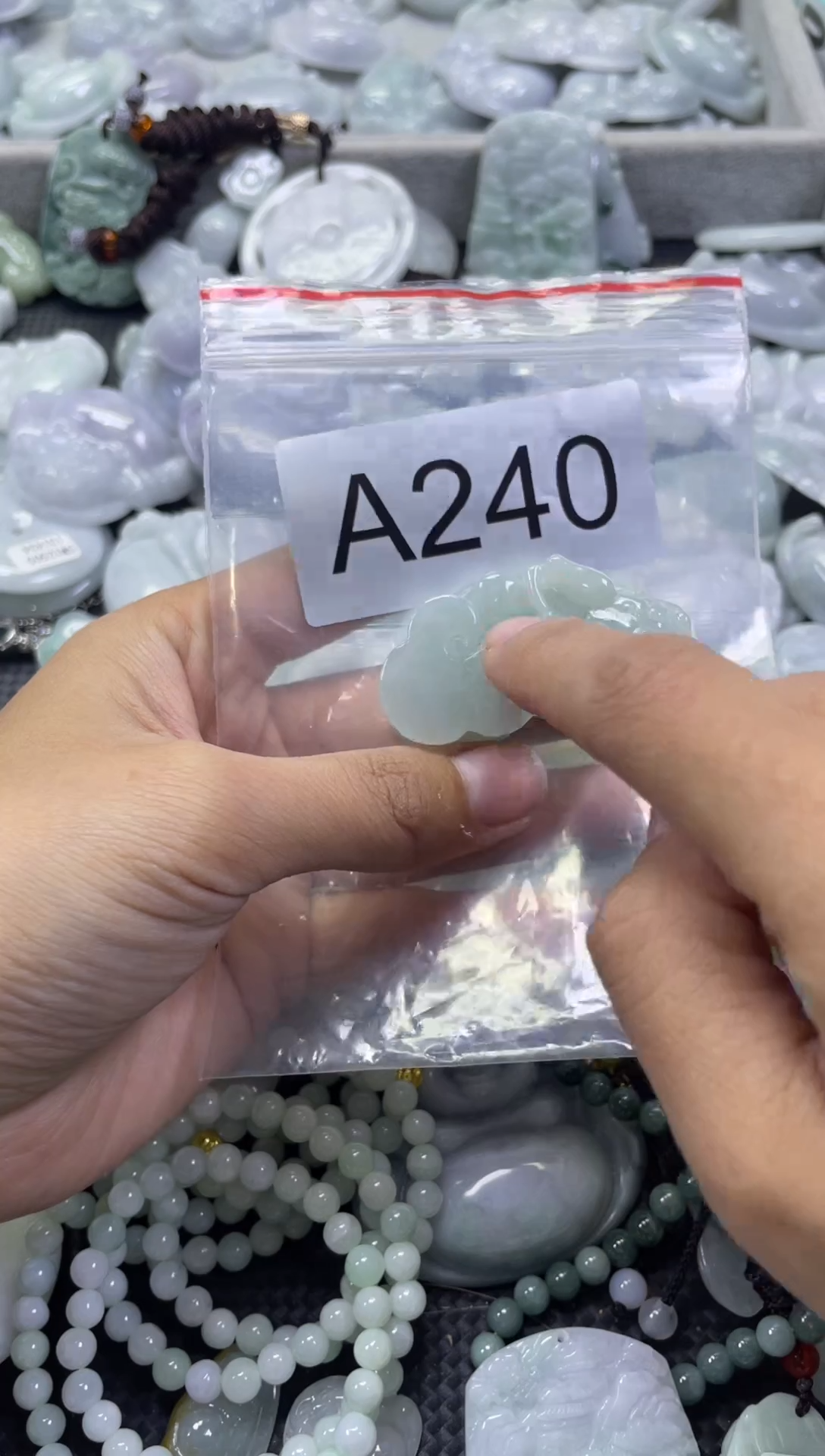 颈饰未镶嵌翡翠A240