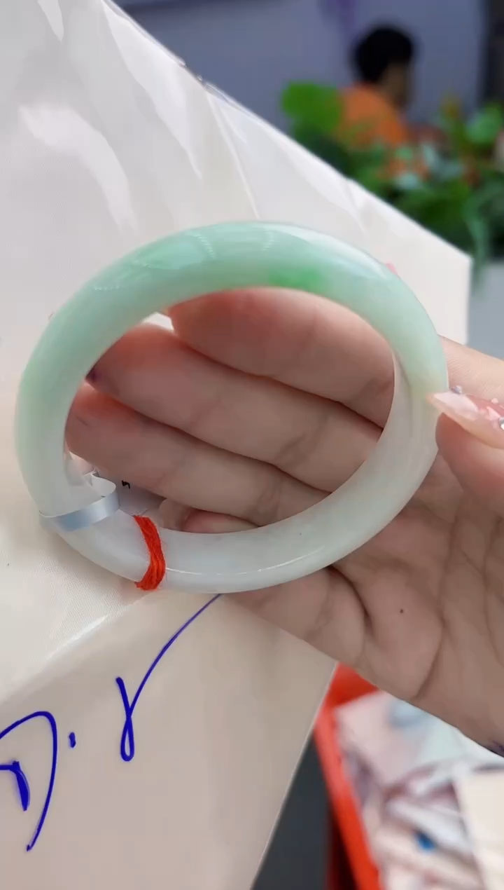 【闪购商品】翡翠手镯未镶嵌翡翠手镯