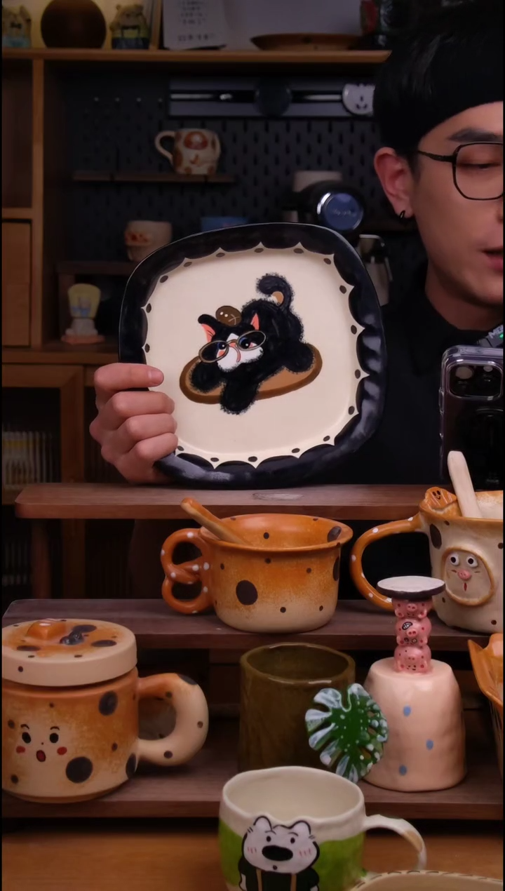 盘陶景德镇可爱设计师款陶瓷