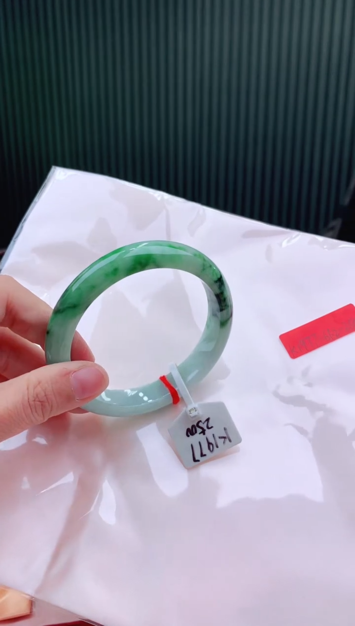 未镶嵌手镯翡翠60+
