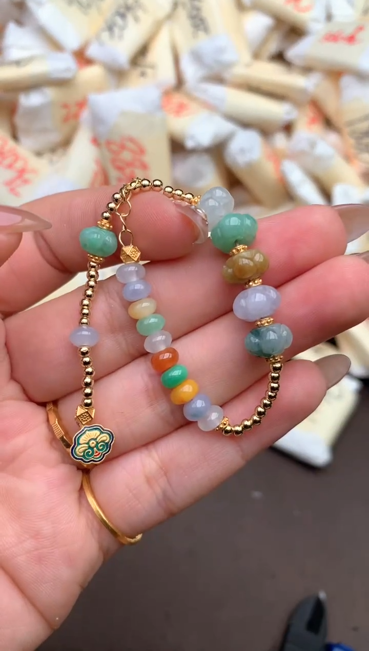 【闪购商品】翡翠手链未镶嵌 — 