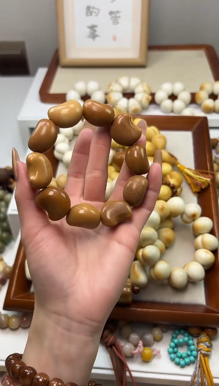 手串菩提根/象牙果象牙果风化月亮20*22mm手串
