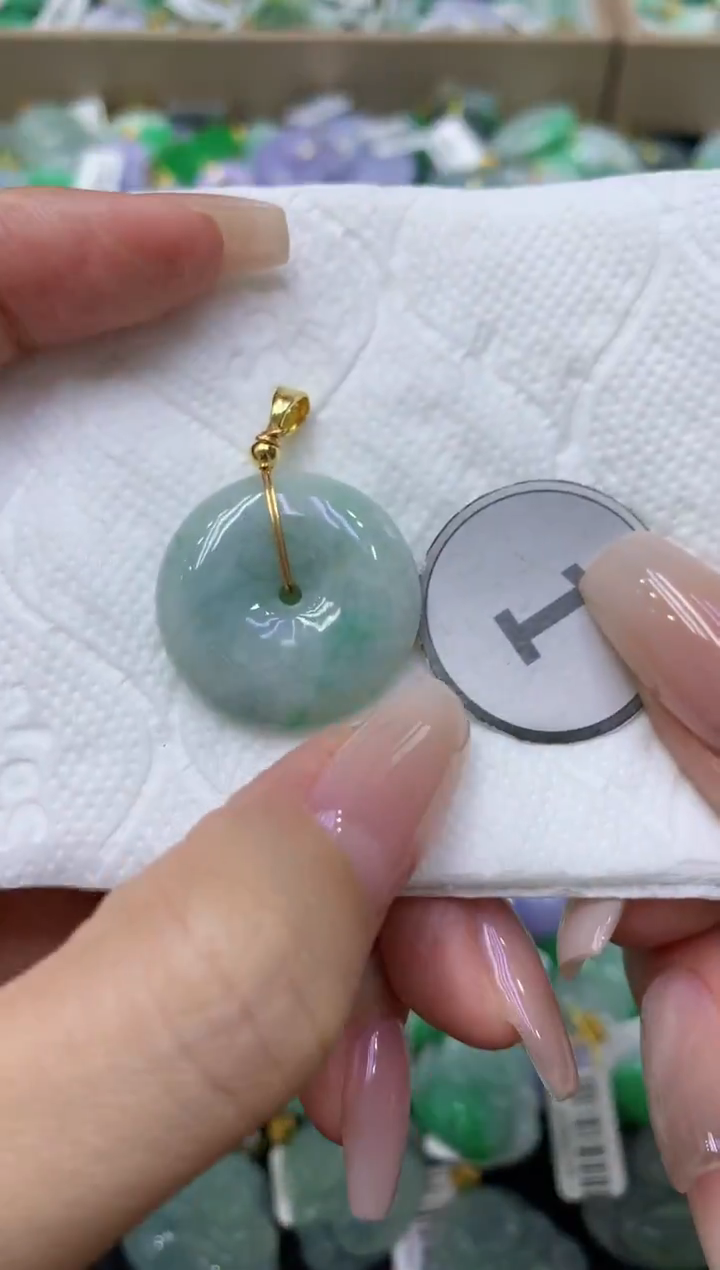 颈饰未镶嵌翡翠天然缅甸翡翠A货