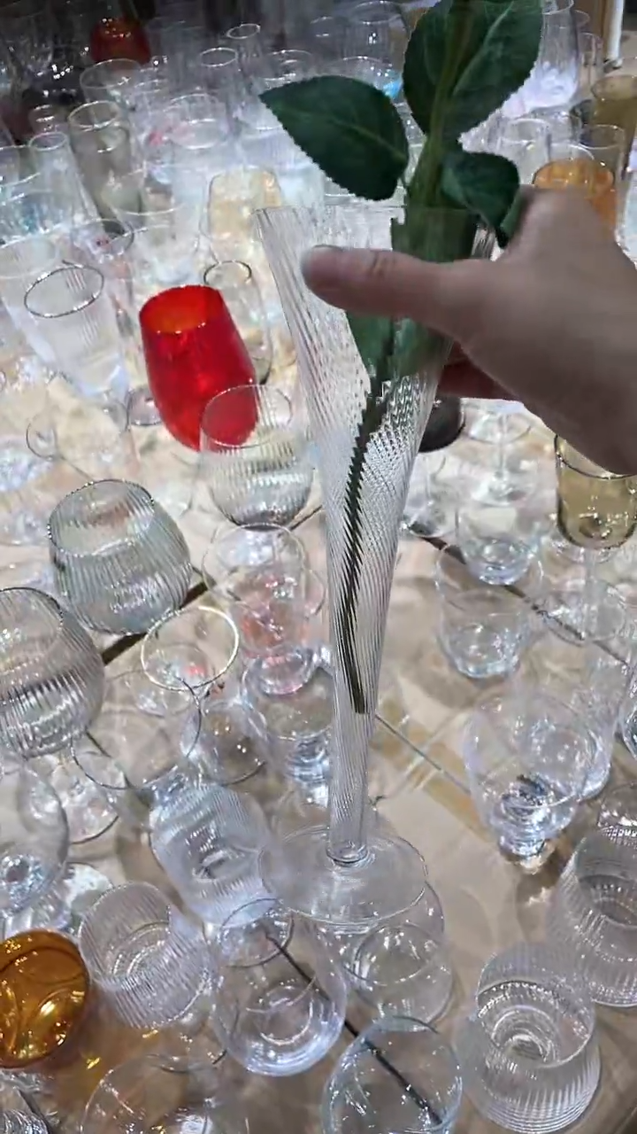 【闪购商品】水晶玻璃2只螺纹到底香槟杯