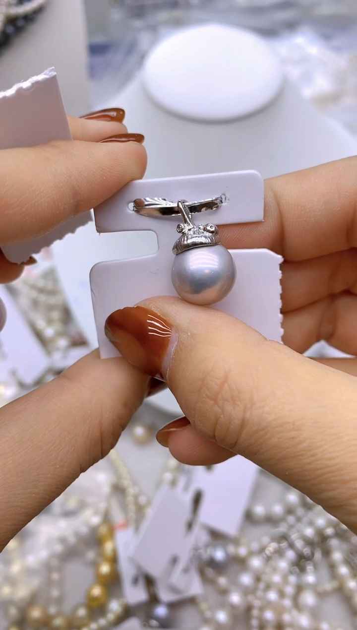 未镶嵌1淡水珍珠吊坠