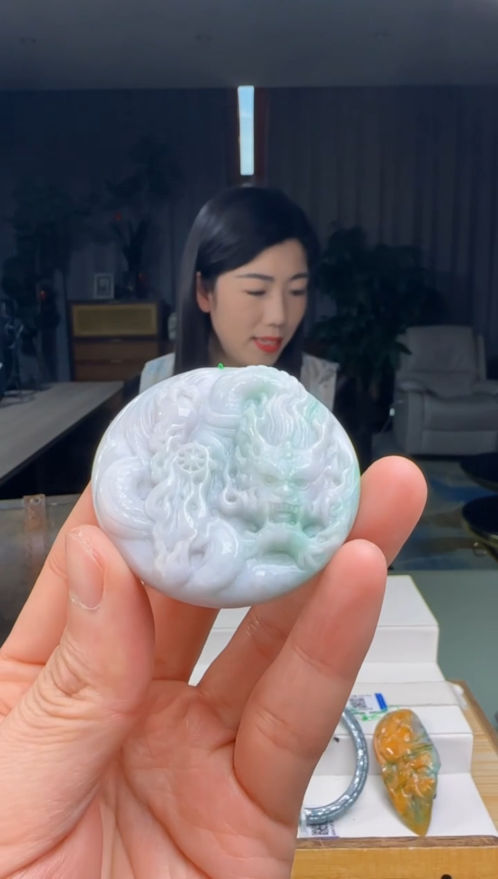 【闪购商品】翡翠吊坠(不含链)未镶嵌DY@@60B7J1423760