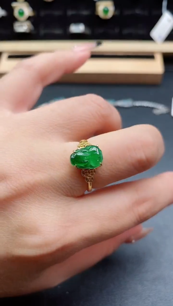 银S925镶嵌戒指翡翠1