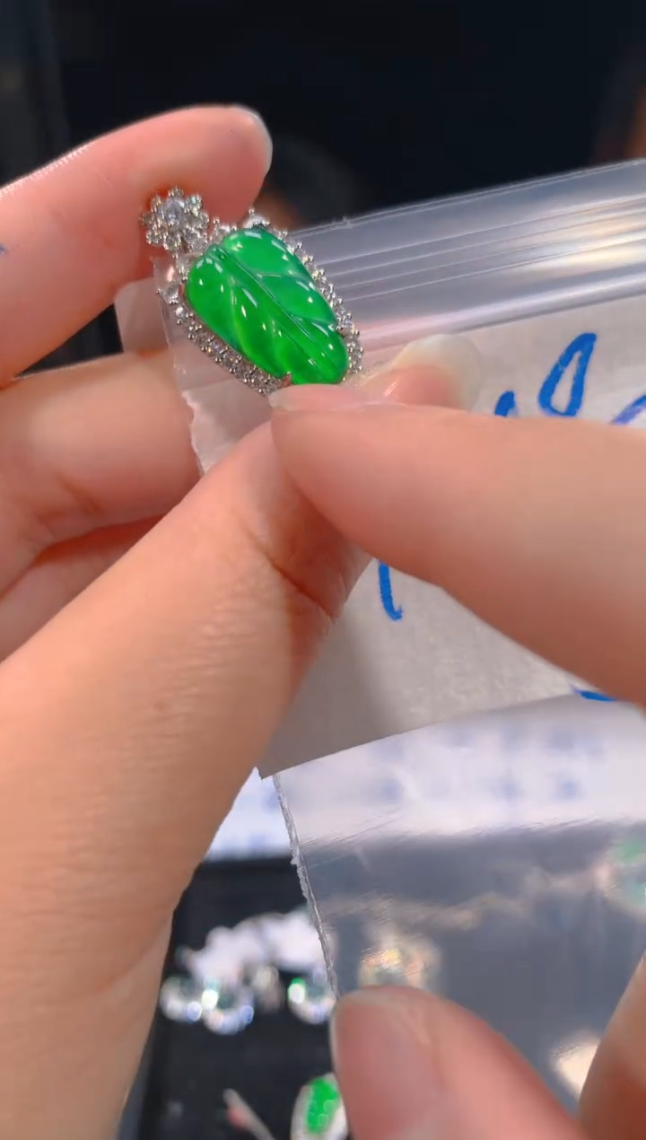 【闪购商品】定制翡翠未镶嵌13多样性发货（发其一）