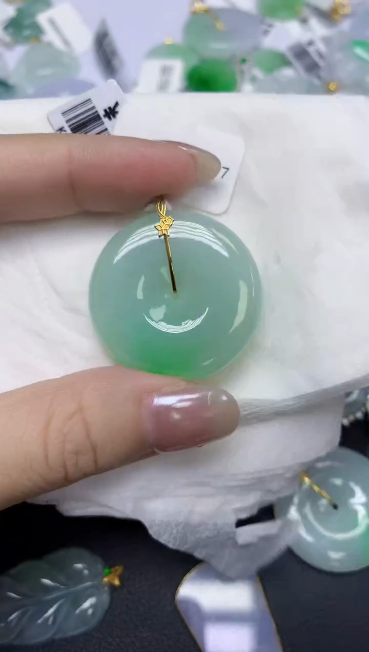 翡翠18K金镶嵌颈饰天然缅甸翡翠A货百元以上9元证书费自理