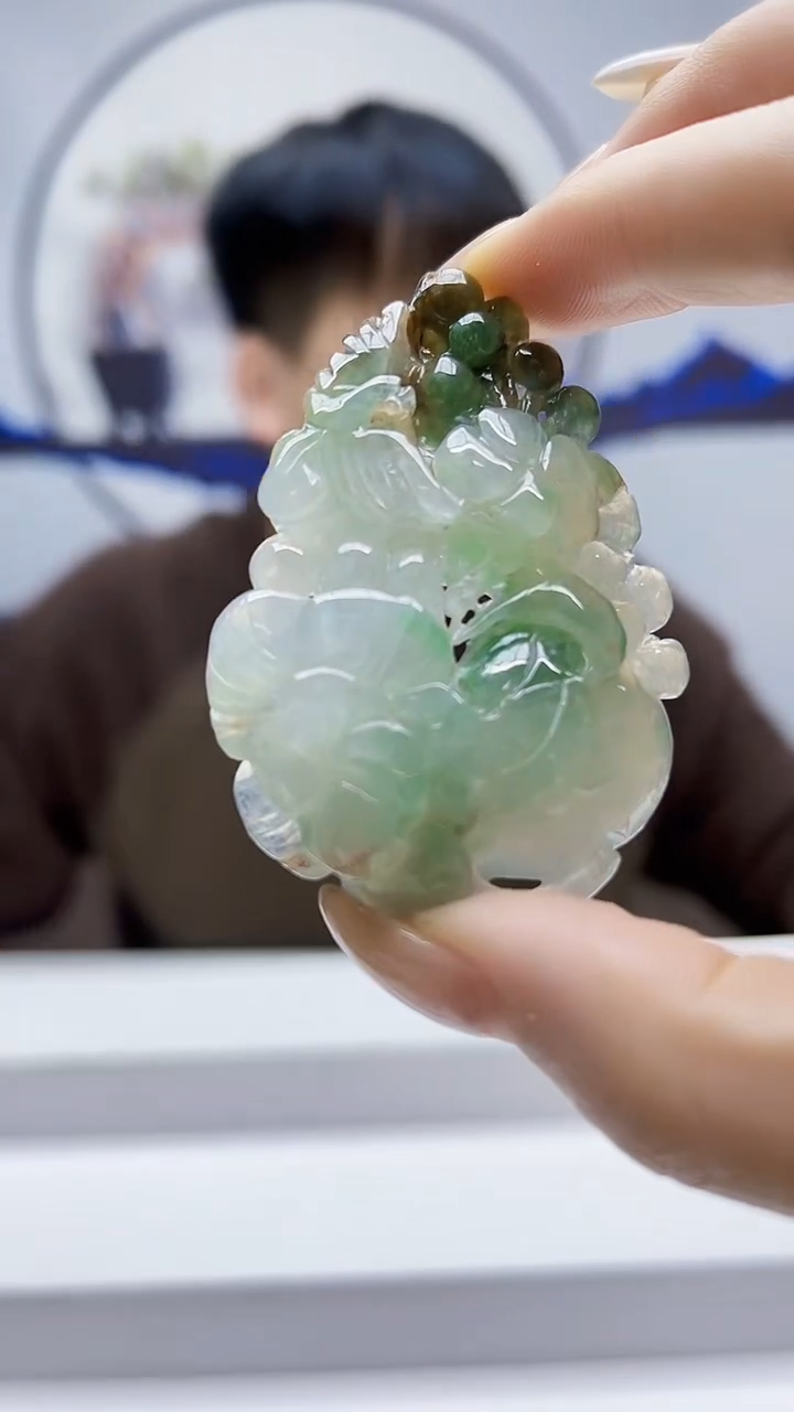 未镶嵌定制翡翠毛货挂件20