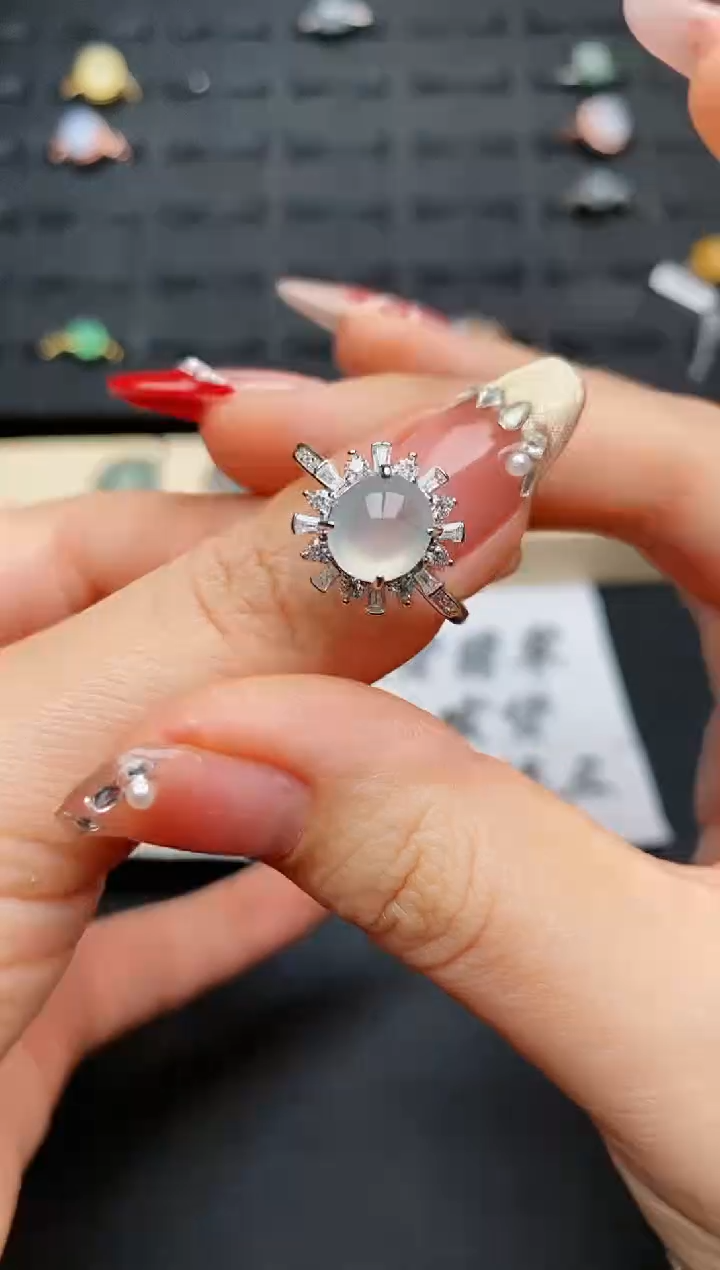 【闪购商品】翡翠戒指银S925镶嵌..........