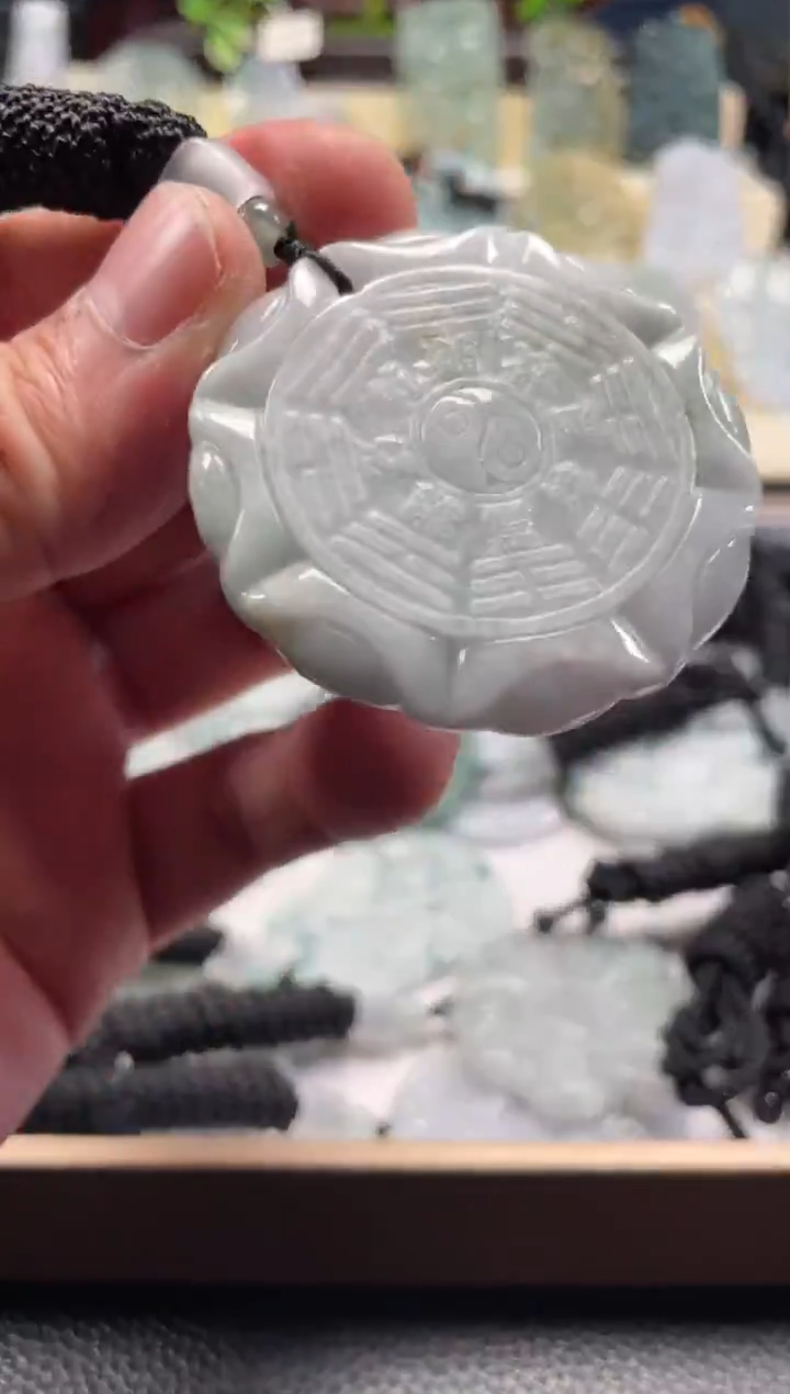 颈饰未镶嵌翡翠12/21/039