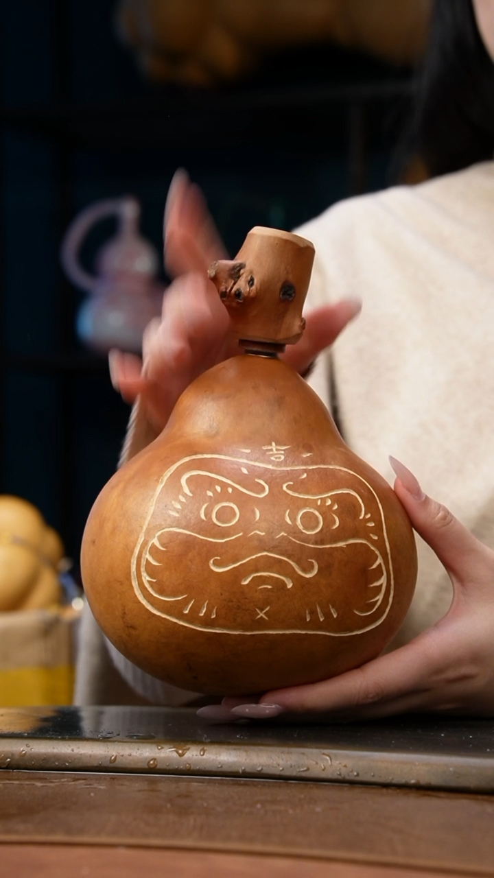 浅**饮热水酒葫芦一物一拍E657