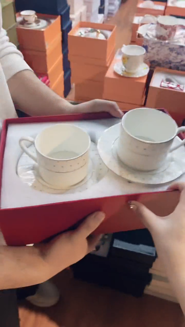 【闪购商品】杯鸿辉家品牌瓷器，京东包邮！