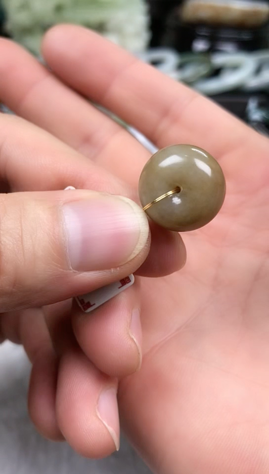 【闪购商品】和田玉吊坠(赠链)未镶嵌甜甜圈