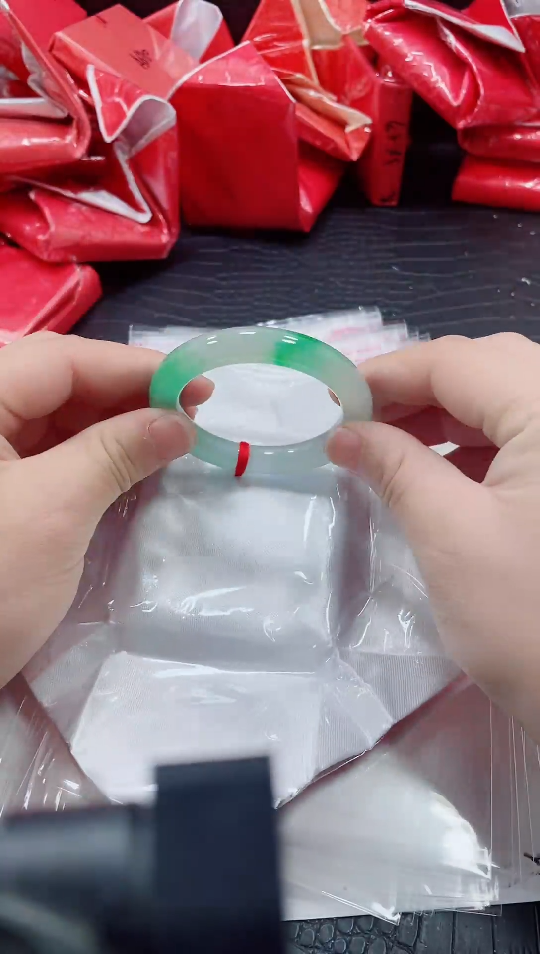 非金属无小哥250号手镯53.5圈口圆条