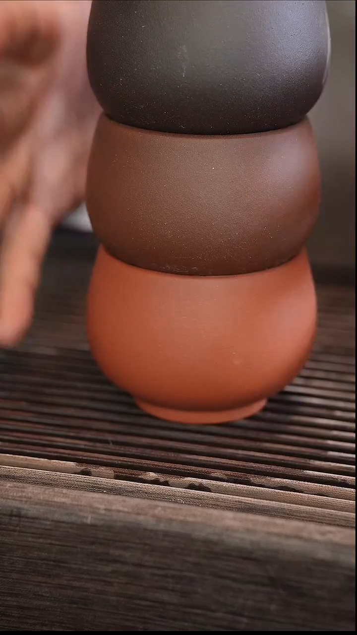 茶壶紫砂【发三个杯子】北红赤铁 变色龙 黑金砂 200cc【缸杯】