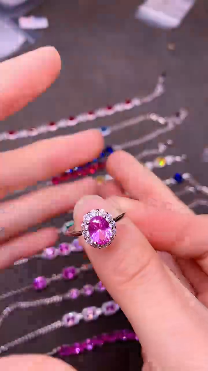 【闪购商品】彩色蓝宝石戒指银S925镶嵌.........