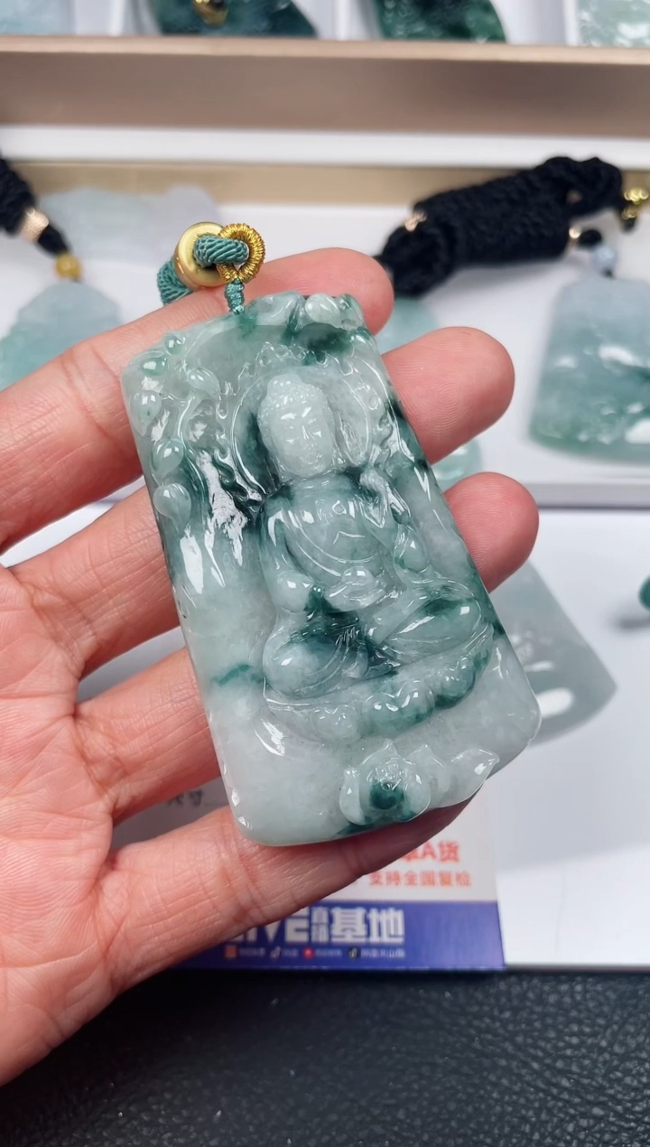 【闪购商品】翡翠颈饰未镶嵌啊