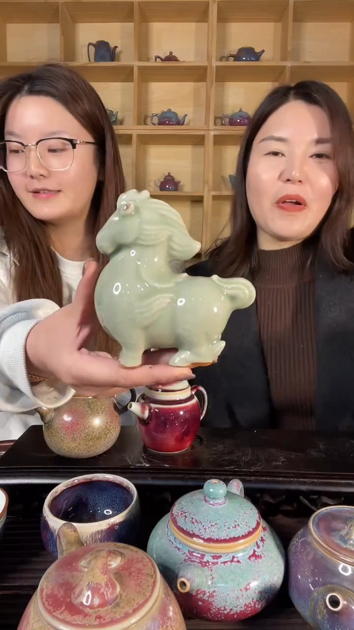 【闪购商品】摆件蹲马茶宠 土魂钧瓷