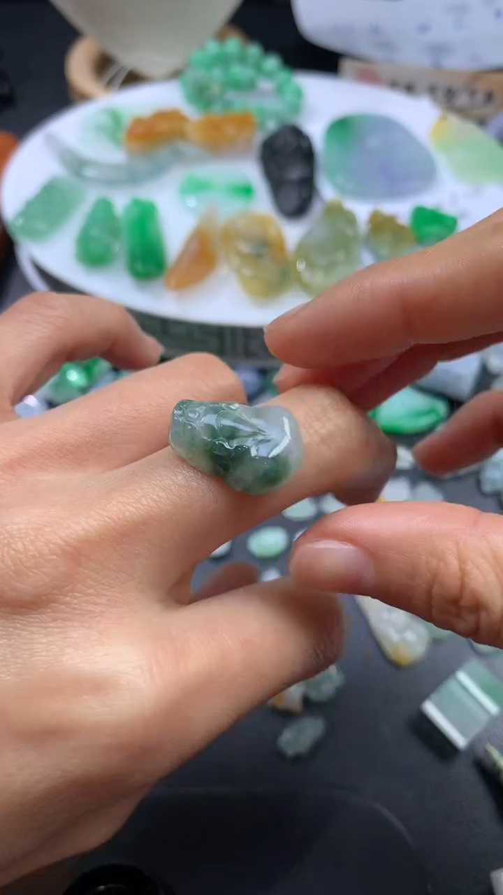 【闪购商品】定制翡翠未镶嵌翡翠