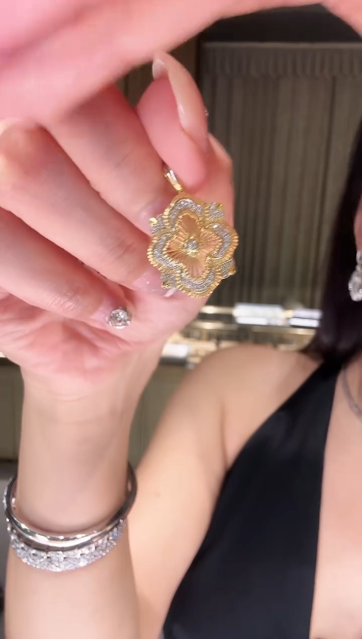 铂Pt950镶嵌吊坠（不含链）钻石AY0561-PT