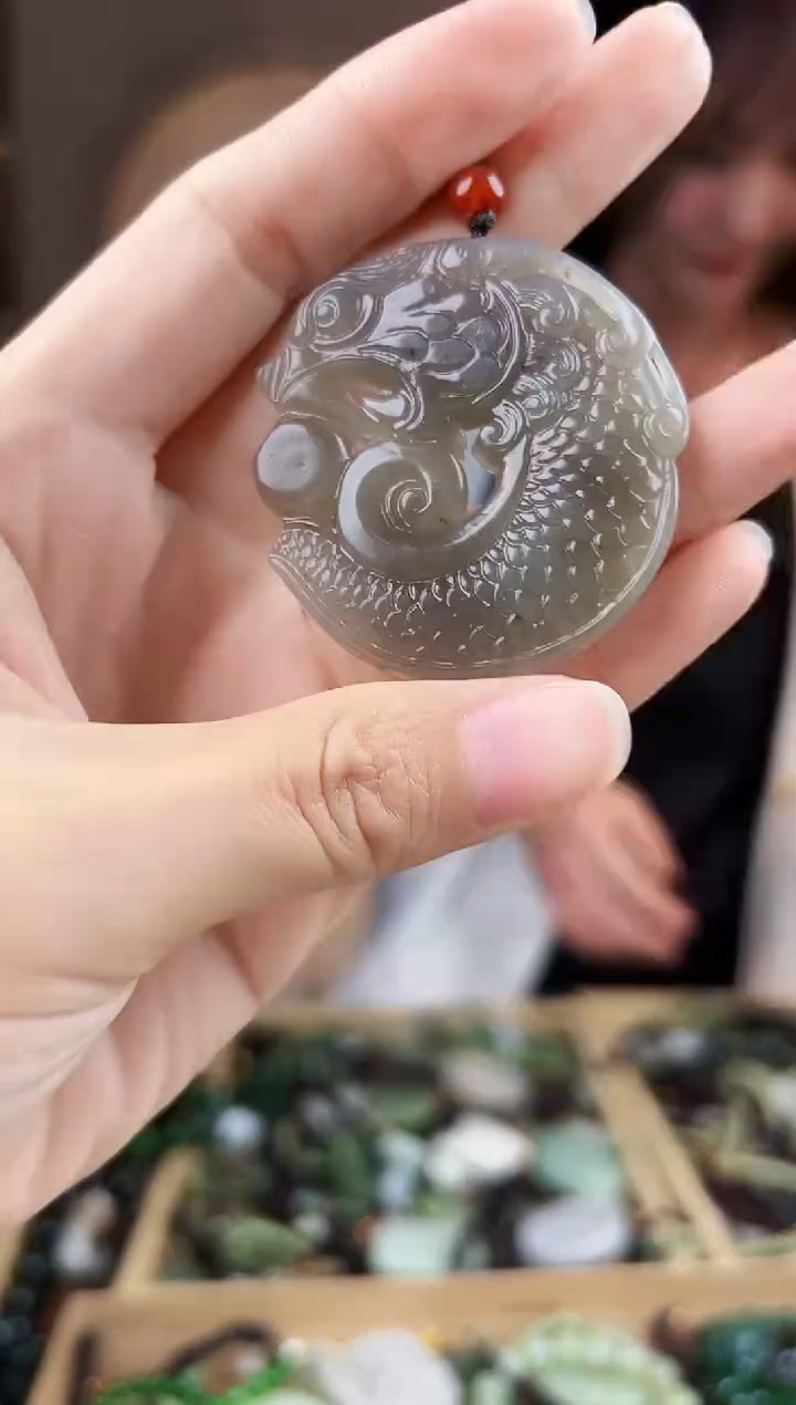 颈饰未镶嵌和田玉拍一发一，多样性发货