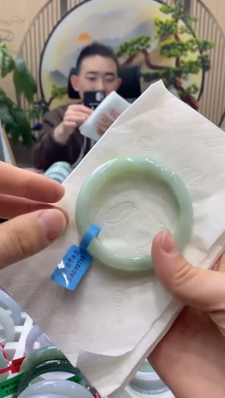 【闪购商品】翡翠手镯未镶嵌00000014834