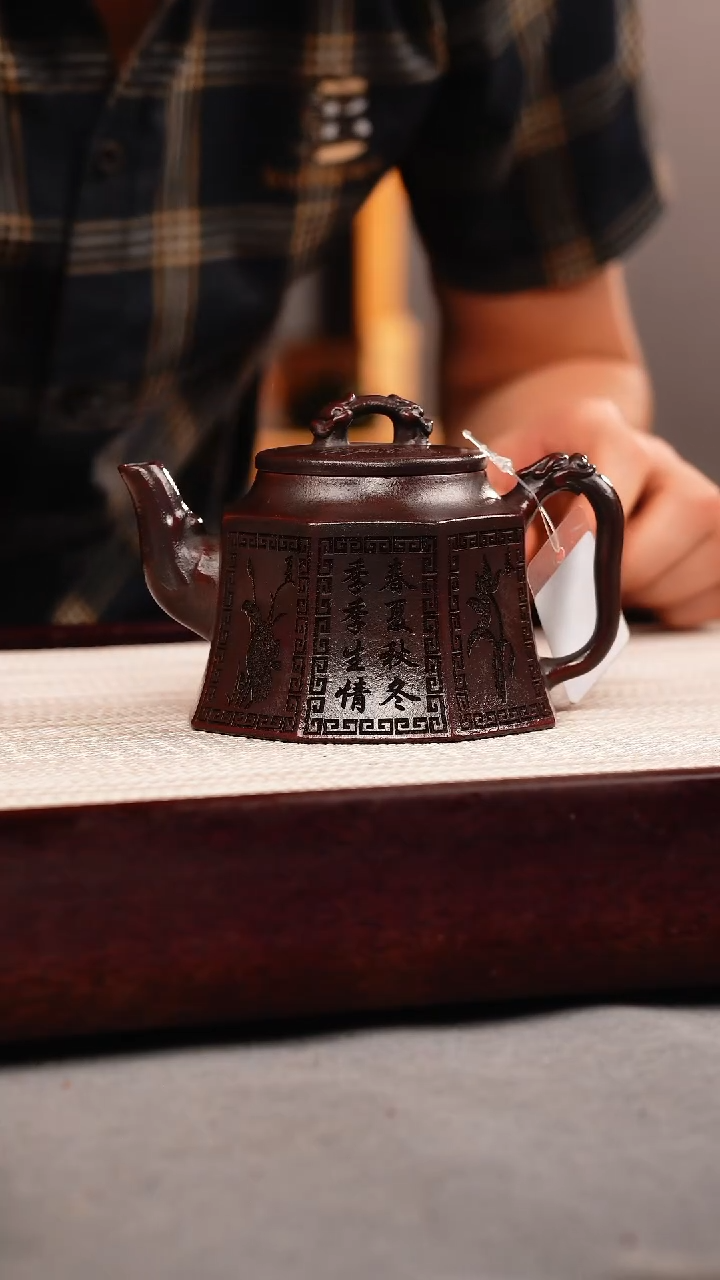 茶壶紫砂铁血红砂 八方金钟 刻绘