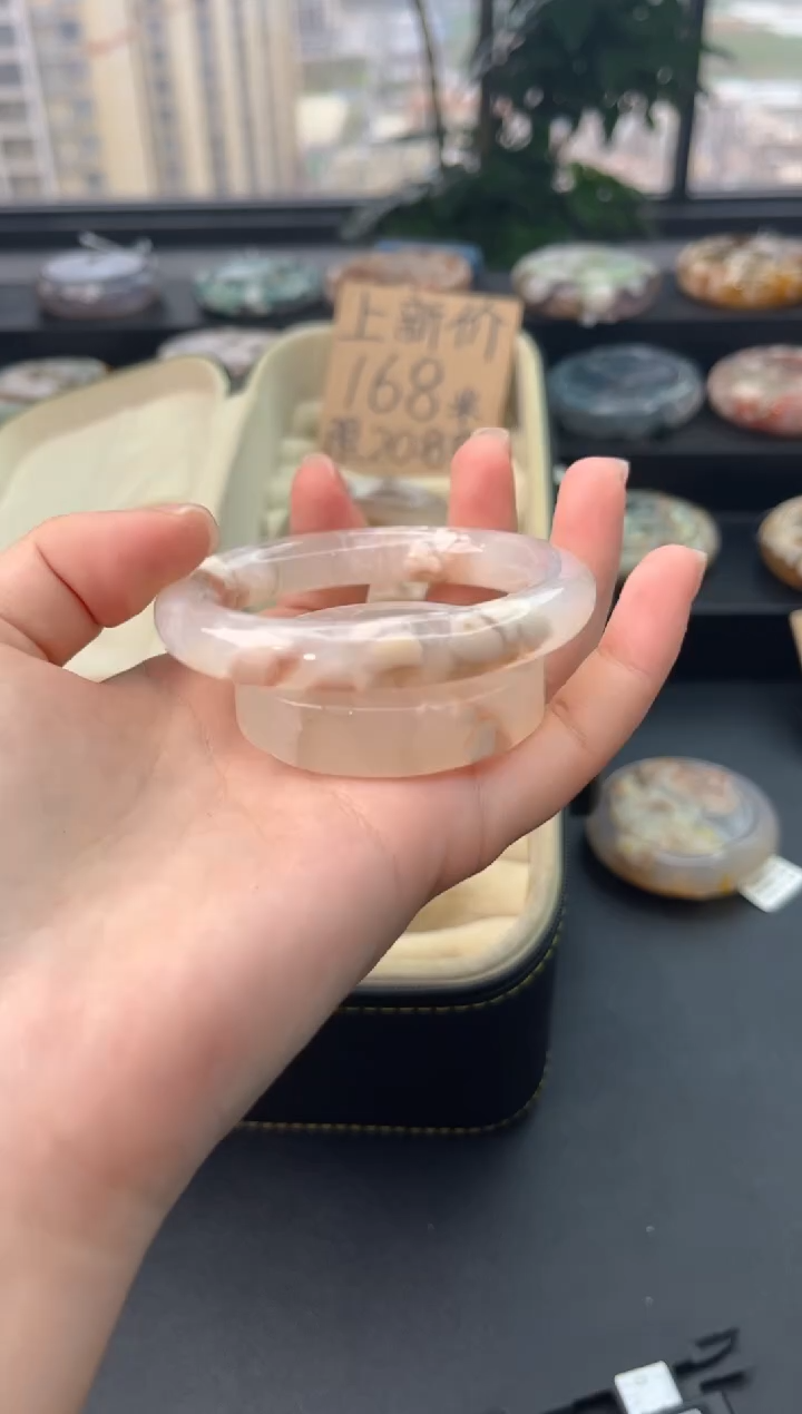 【闪购商品】石英质玉手镯合金赠送镯心（圈口51