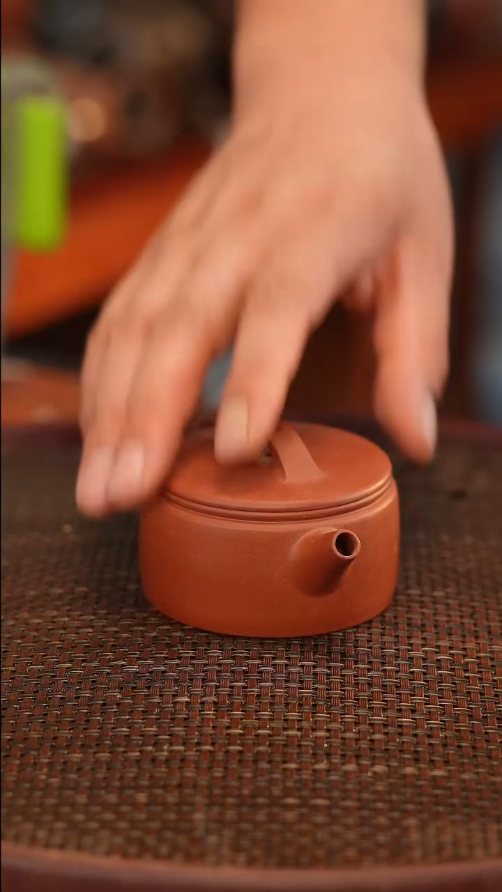茶壶紫砂瑕疵   