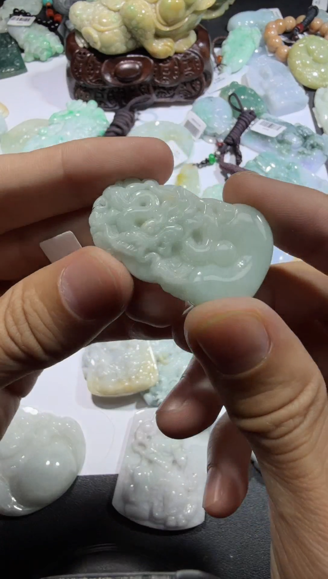 【闪购商品】翡翠颈饰未镶嵌00009910