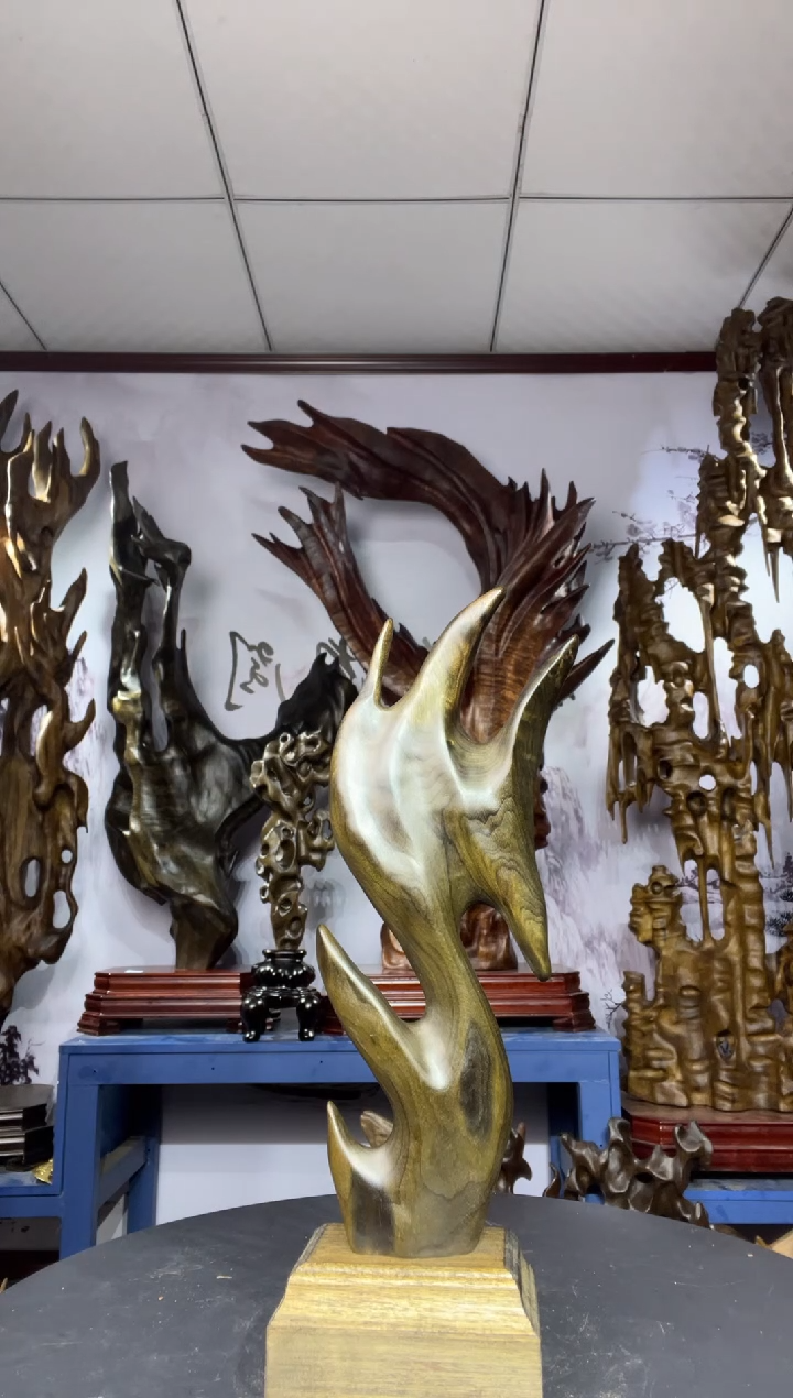 阴沉木木雕款?****️金丝楠木工艺品摆件