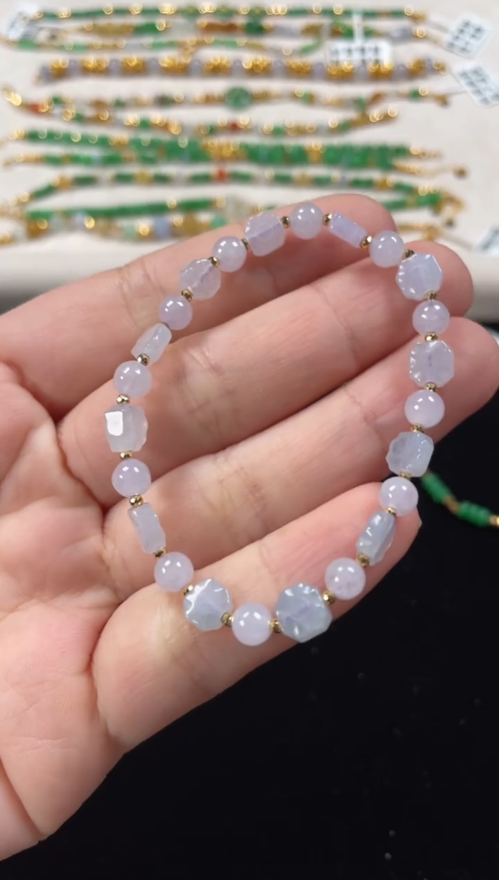 18K金镶嵌手串翡翠一个  P487