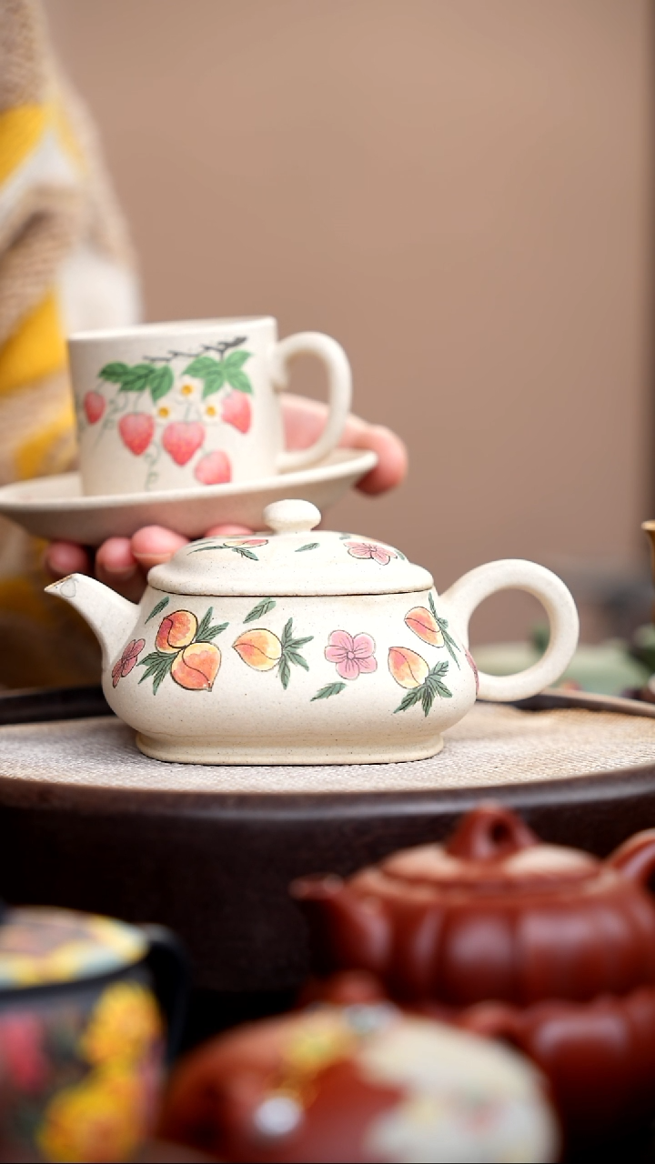 茶壶紫砂白玉段四方明炉泥绘桃子+杯+壶承005