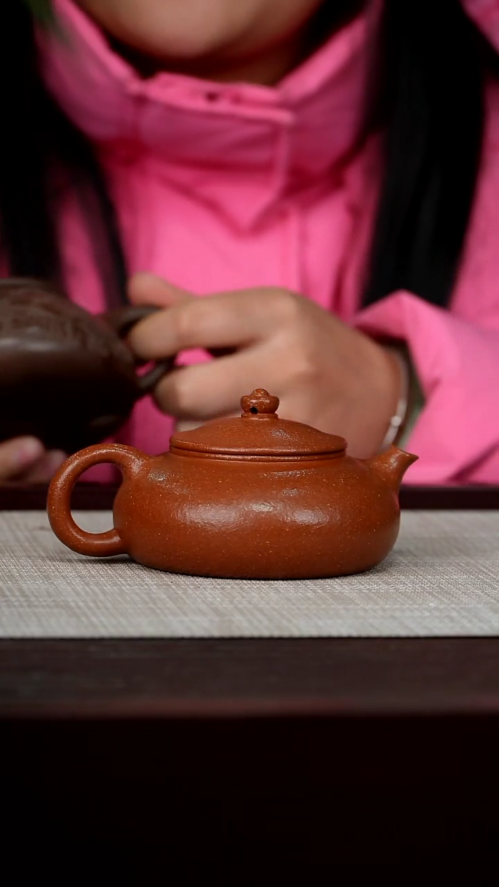 【闪购商品】宜兴原矿紫砂壶茶壶180C