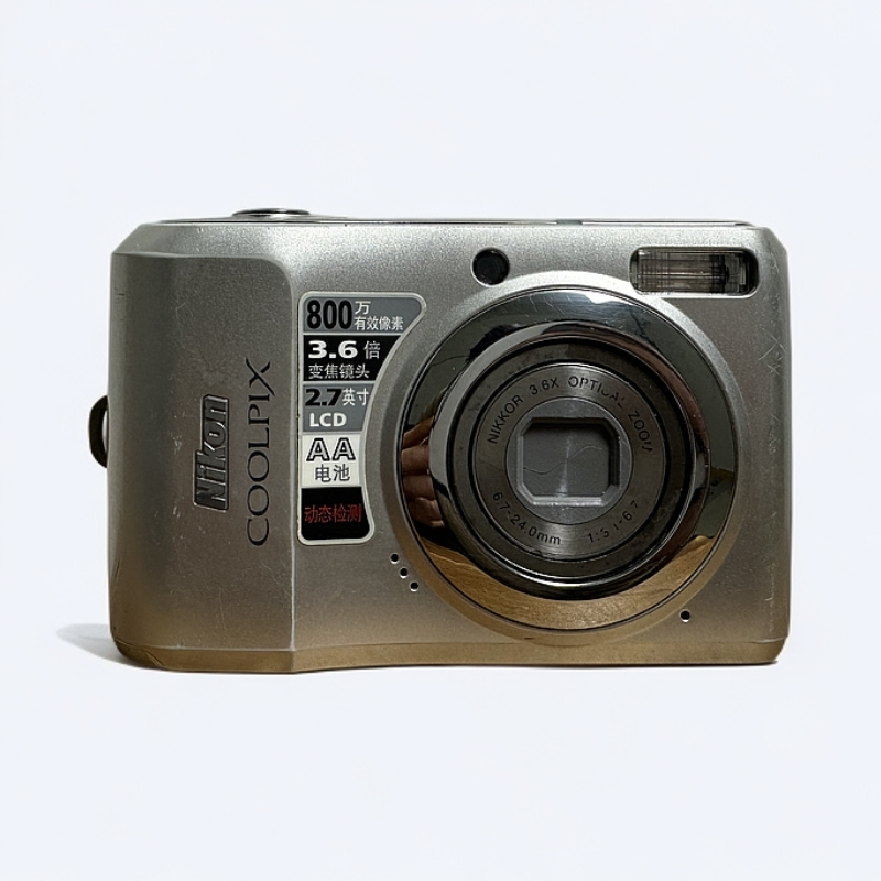 9新 Nikon/尼康 L19银色拍照清冷CCD数码相机