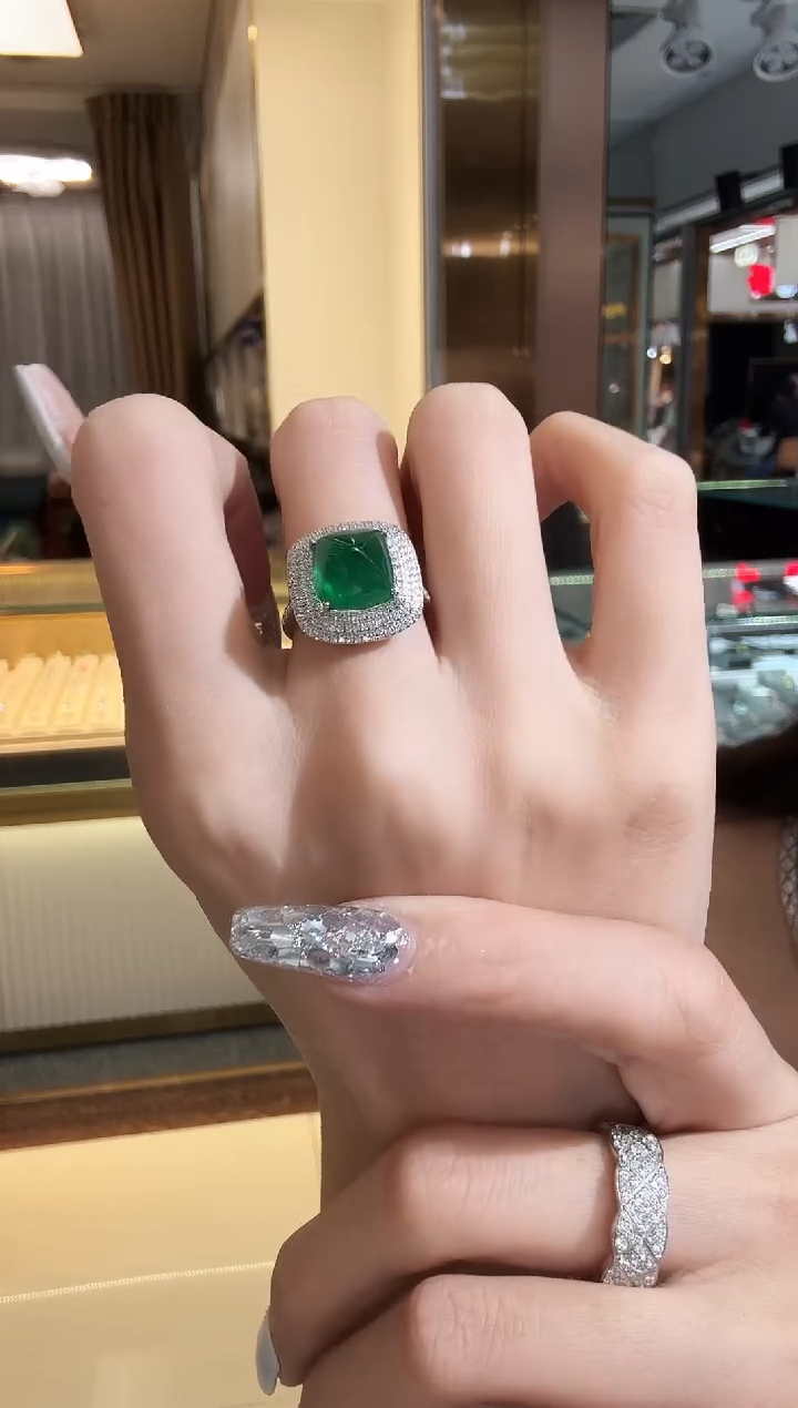 铂Pt950镶嵌戒指祖母绿5.43ct
