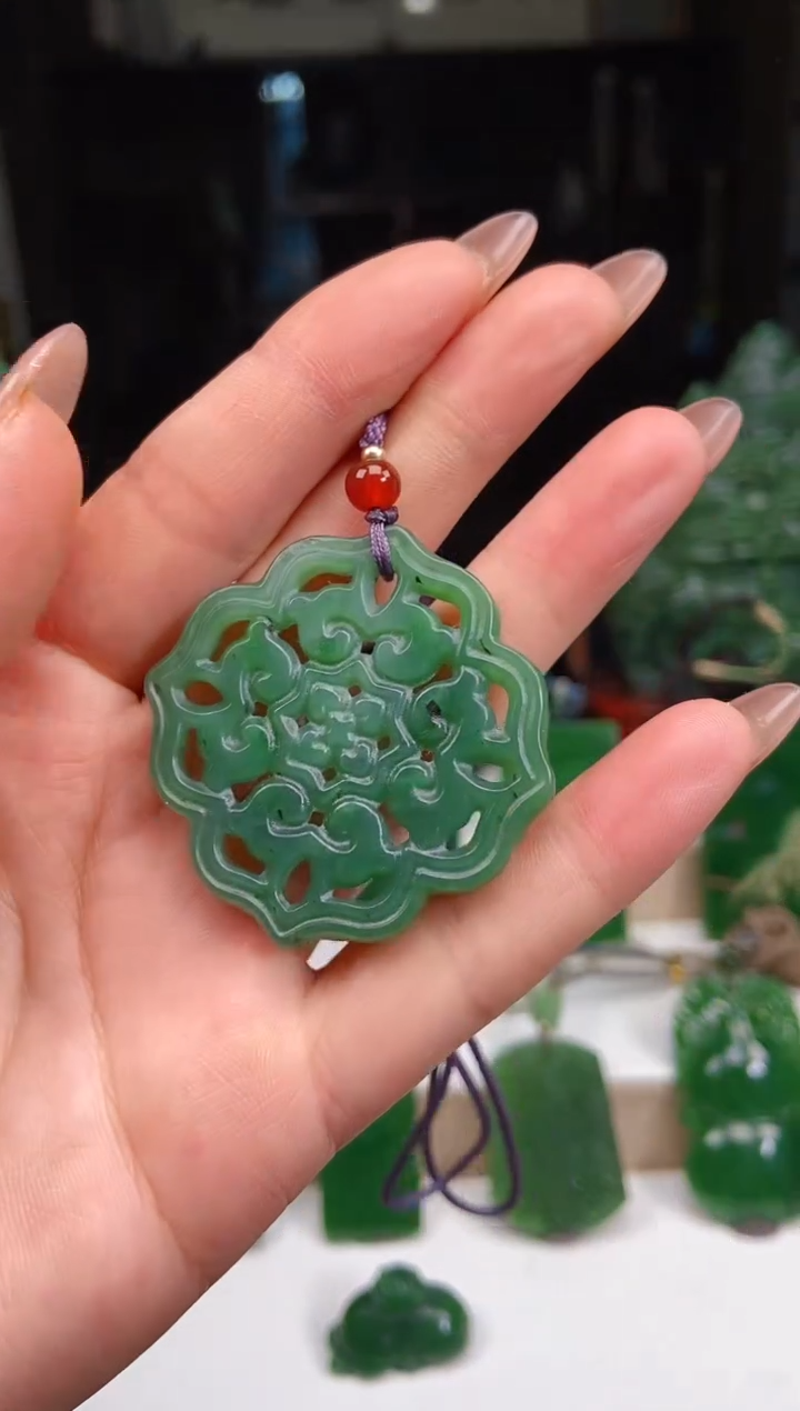 【闪购商品】和田玉挂件未镶嵌1